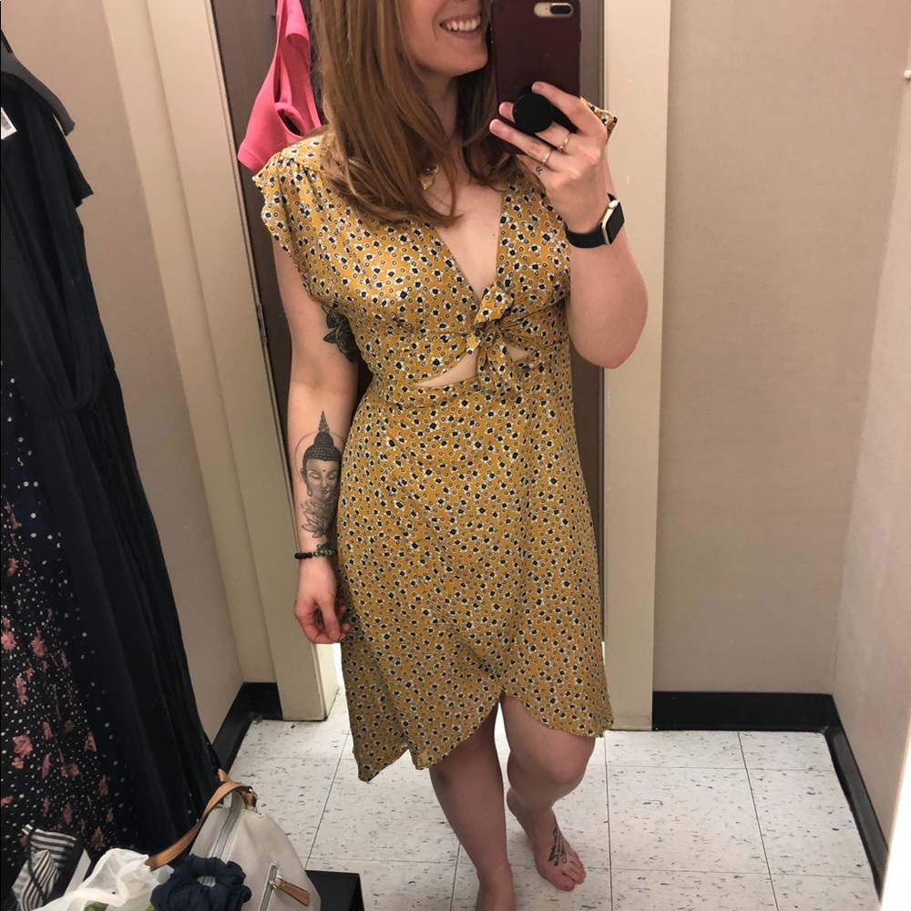Yellow floral short Sundress from Wildfire